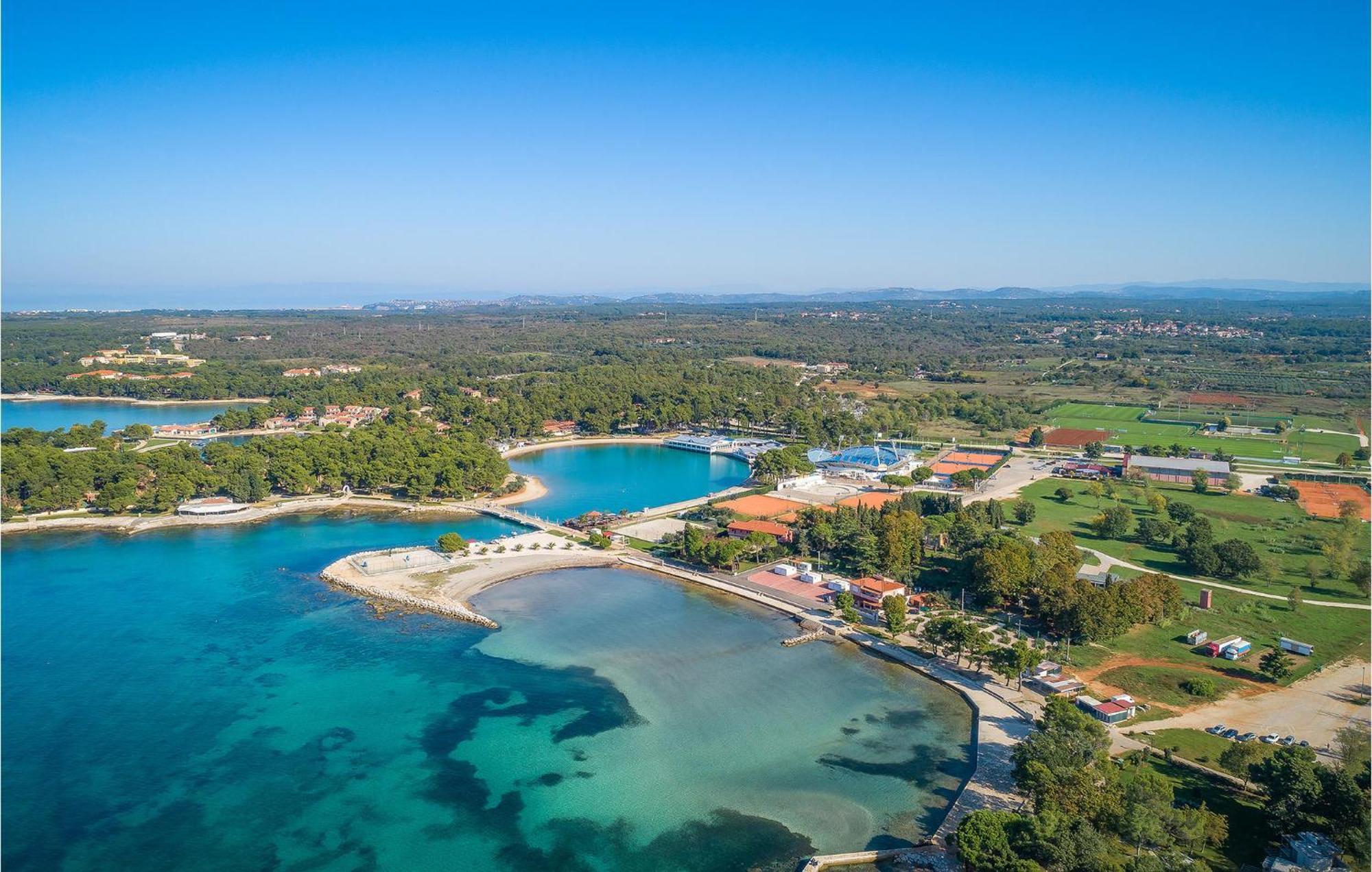 Stunning Apartment In Umag With Wifi Dış mekan fotoğraf