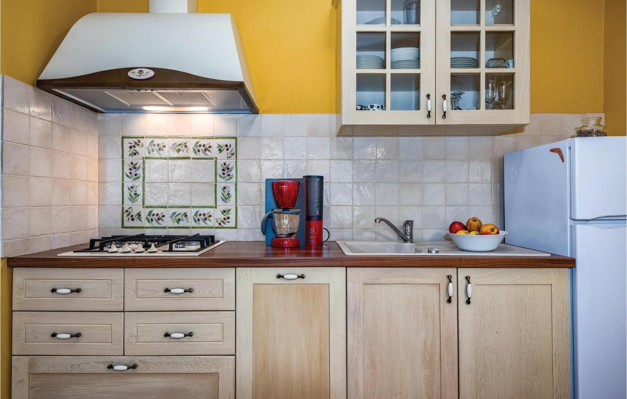 Stunning Apartment In Umag With Wifi Dış mekan fotoğraf